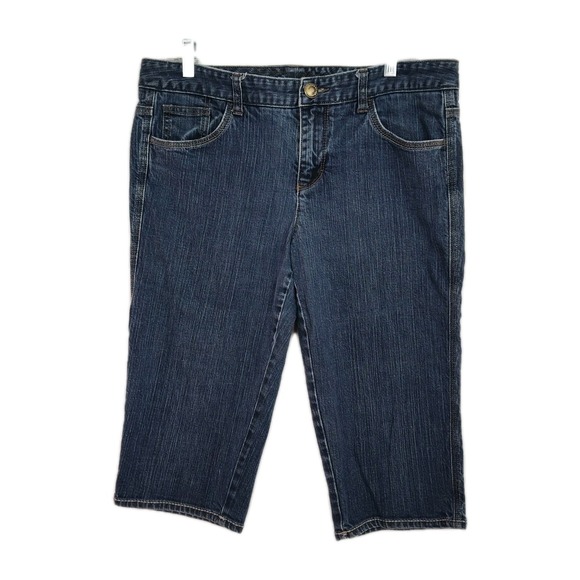 Tommy Hilfiger Denim - Tommy Hilfiger Denim Capri Jeans Women's Size 12 Medium Wash Blue 17" Inseam